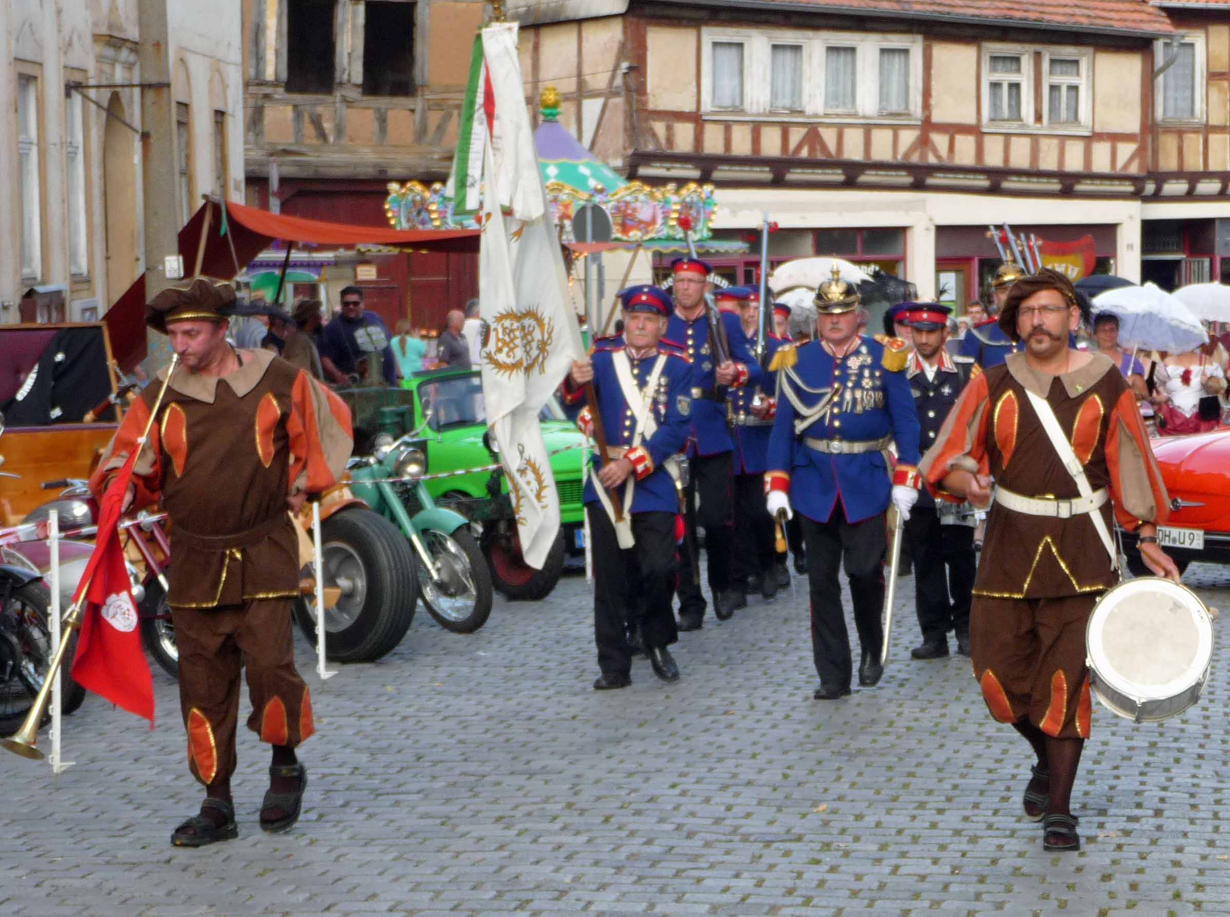 Der Aufmarsch der "Alten Garde"